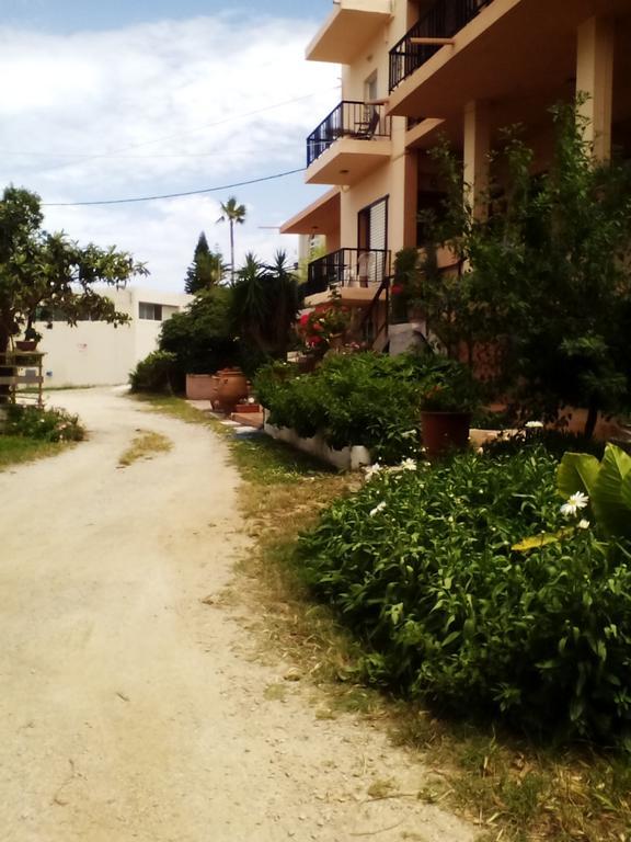 Nikolas Apartments Като-Даратсо Экстерьер фото